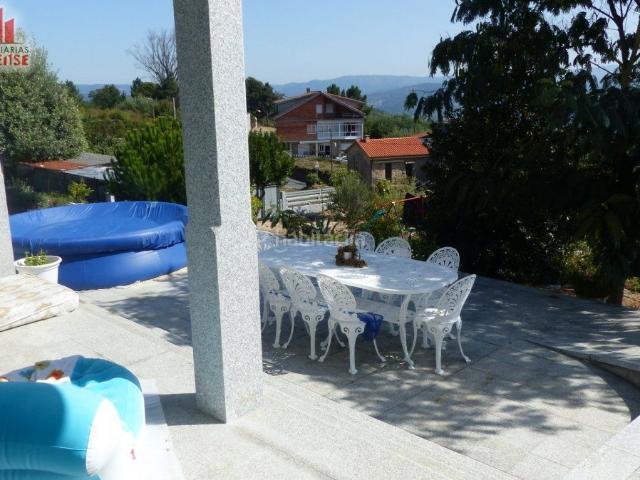 Casa en venta en Barbadás, Ourense