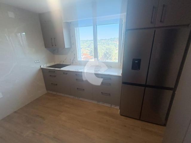 Casa en venta en Barbadás, Ourense