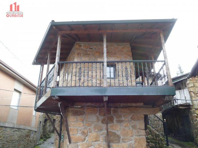 Casa en venta en Barbadás, San Amaro