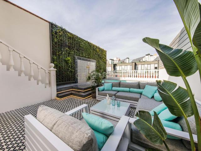 Casa en venta en Barcelona, la Font de la Guatlla