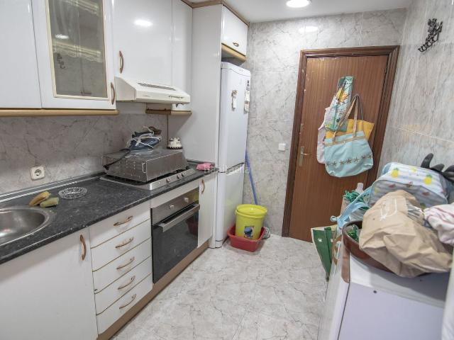 Casa en venta en Nou Barris, Barcelonès