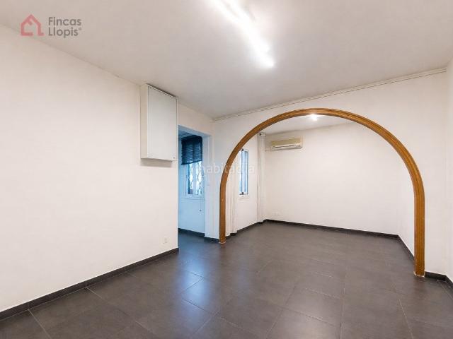 Casa en venta en Sants-Montjuïc, Barcelonès