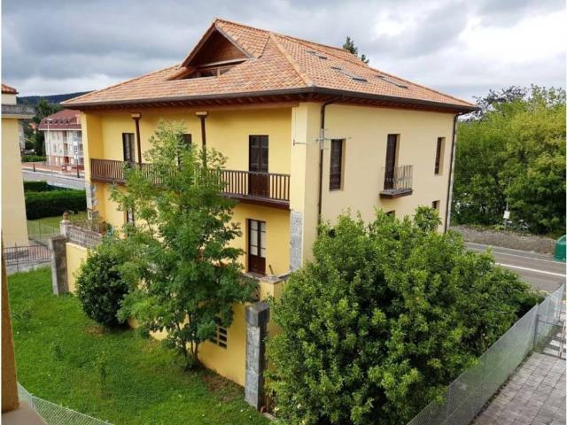 Casa en venta en Bárcena de Cicero, Cantabria