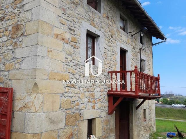 Casa en venta en Paderne, Cantabria