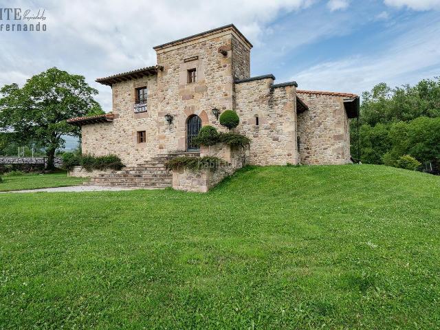 Casa en venta en Bárcena De Pie De Concha, Cantabria