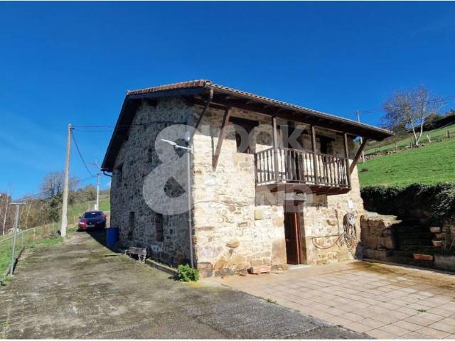 Casa en venta en Santiurde De Toranzo, Cantabria