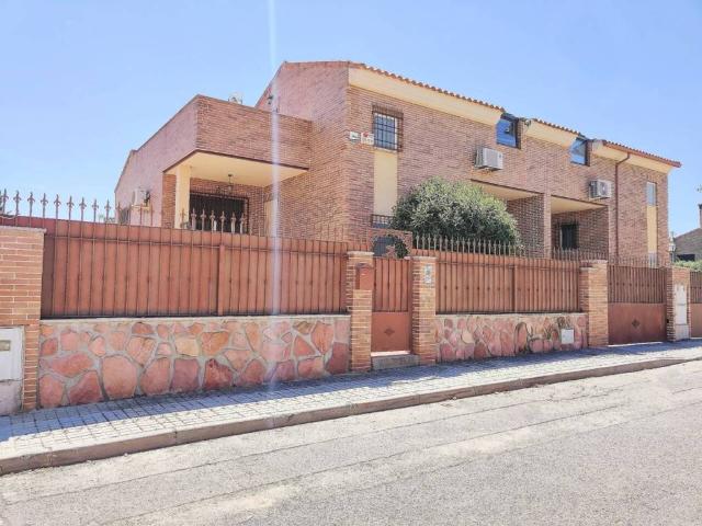 Casa en venta en Bargas