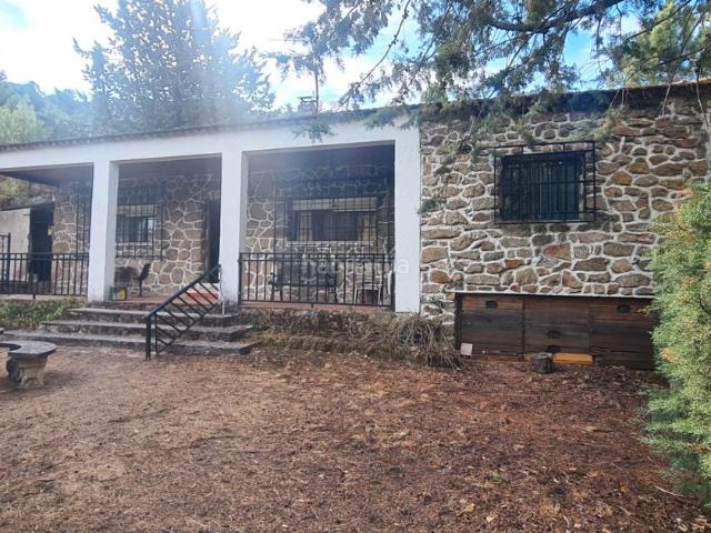Casa en venta en El Barraco, Ávila