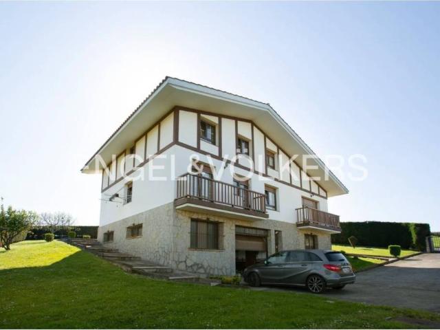 Casa en venta en Barrika, Guipúzcoa