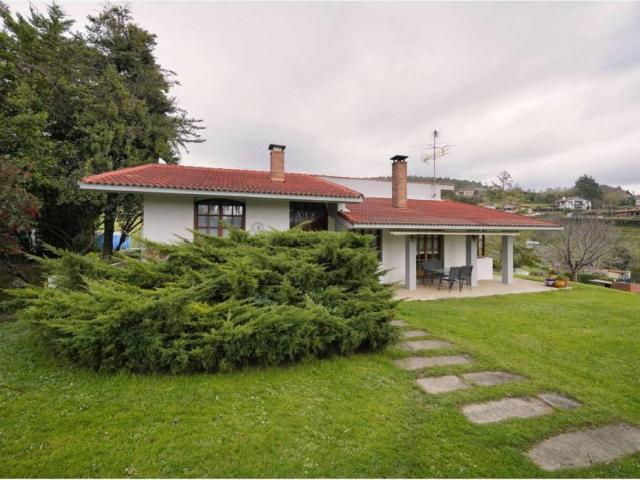 Casa en venta en Barrika, Guipúzcoa