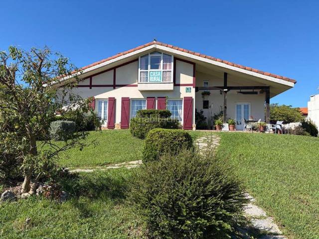 Casa en venta en Barrika, Guipúzcoa