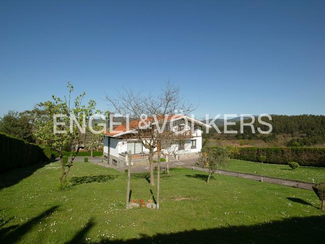 Casa en venta en Barrika, Guipúzcoa