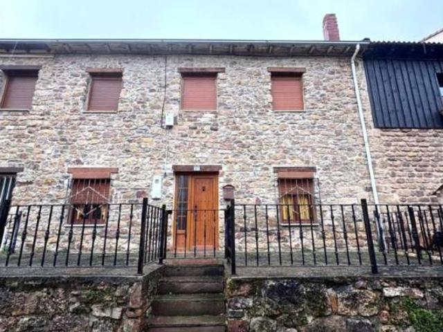 Casa en venta en Barruelo De Santullán, Castilla y León