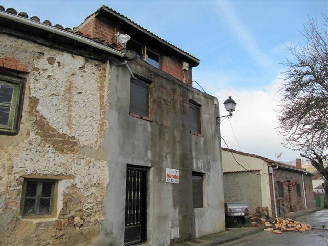 Terreno en venta en Barruelo De Santullán, Castilla y León