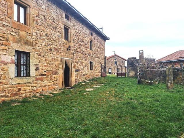 Casa en venta en Barruelo De Santullán, Castilla y León
