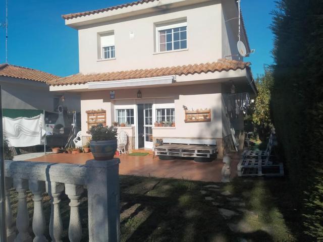 Casa en venta en Batres, Madrid