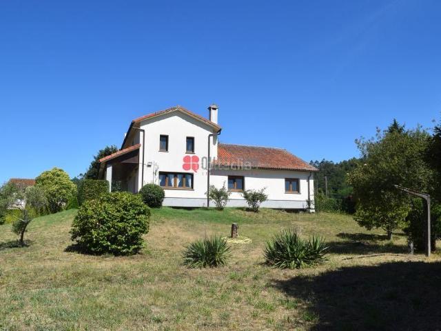 Casa en venta en Noia, Galicia