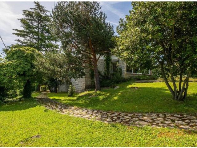 Casa en venta en Becerril De La Sierra