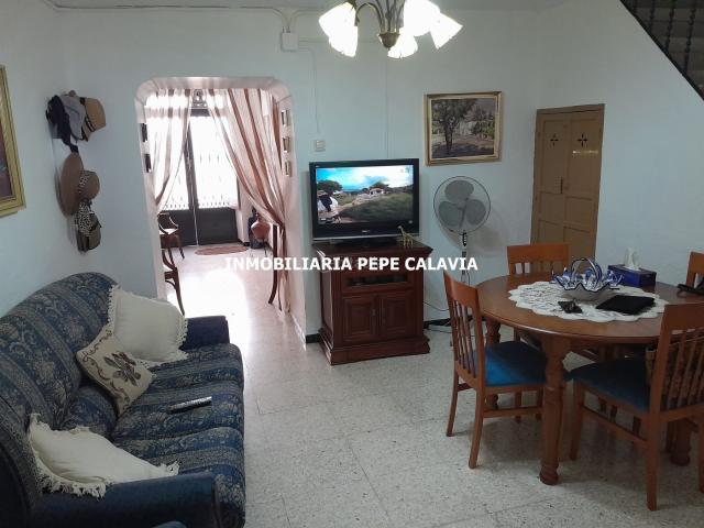 Casa en venta en Begíjar, Andalucía