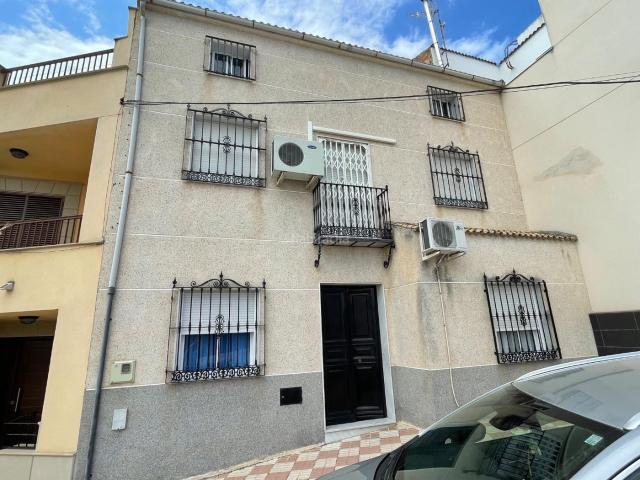 Casa en venta en Begíjar