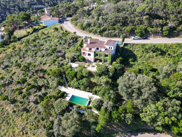Casa en venta en Begur, Mas Mató