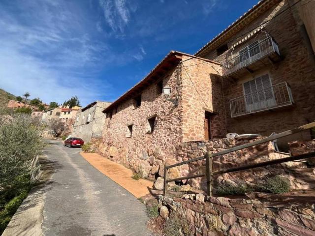 Casa en venta en l'Alt Palància, Valencia