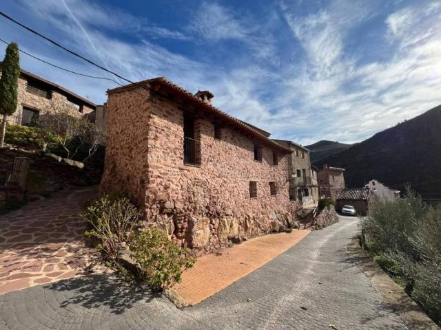 Casa en venta en l'Alt Palància, Valencia