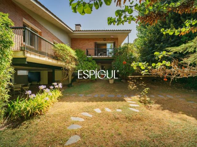 Casa en venta en Bellaterra, Vallès Occidental