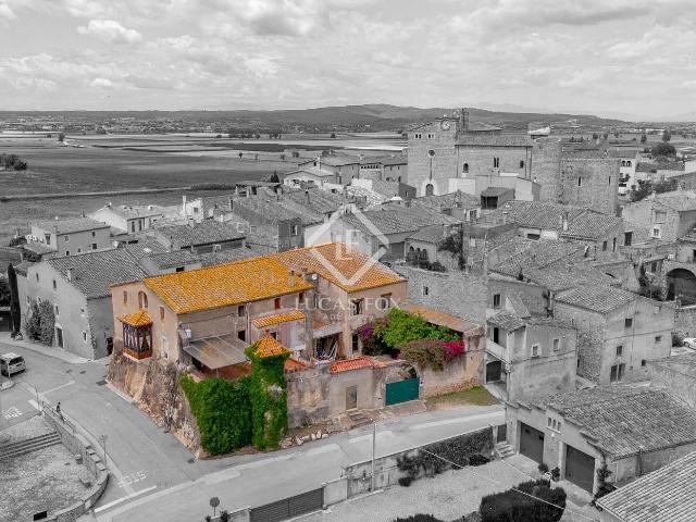 Casa en venta en Bellcaire D'empordà
