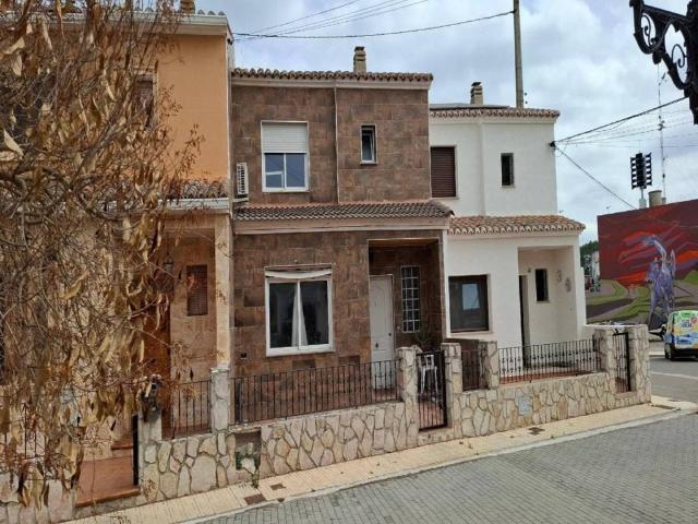 Casa en venta en la Vall d'Albaida, Valencia