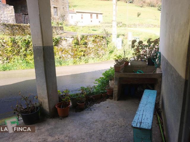 Casa en venta en Belmonte De Miranda, Asturias