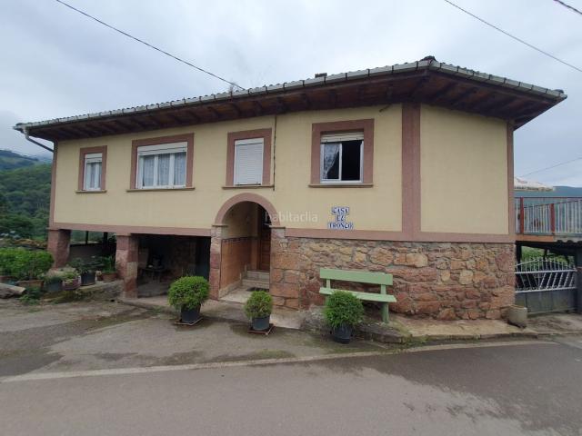 Casa en venta en Belmonte De Miranda, Asturias