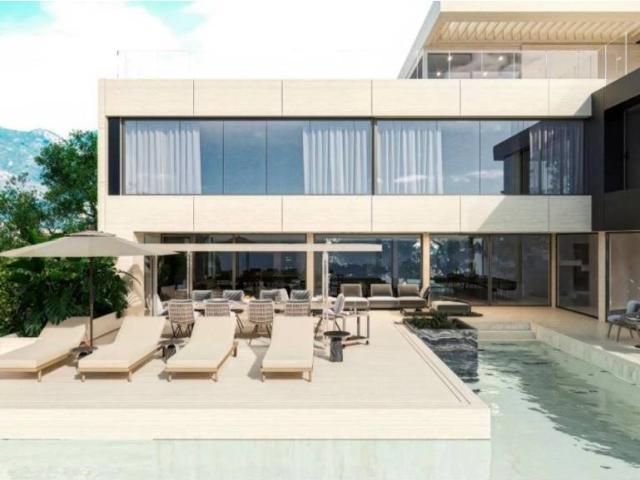 Casa en venta en La Perla-Torremuelle, Costa del Sol Occidental