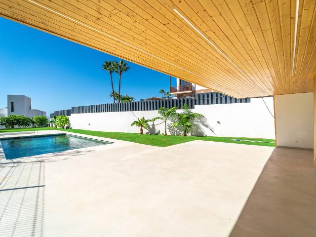 Casa en venta en La Sierrezuela, Costa del Sol Occidental