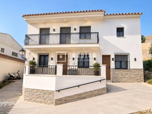 Casa en venta en La Axarquía, Andalucía