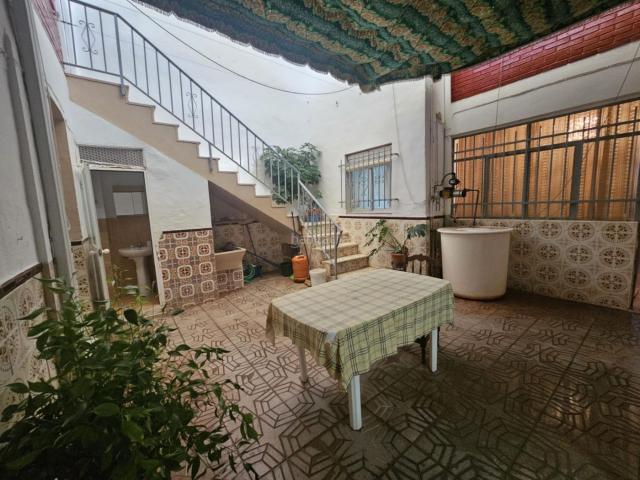 Casa en venta en Benamejí, Andalucía