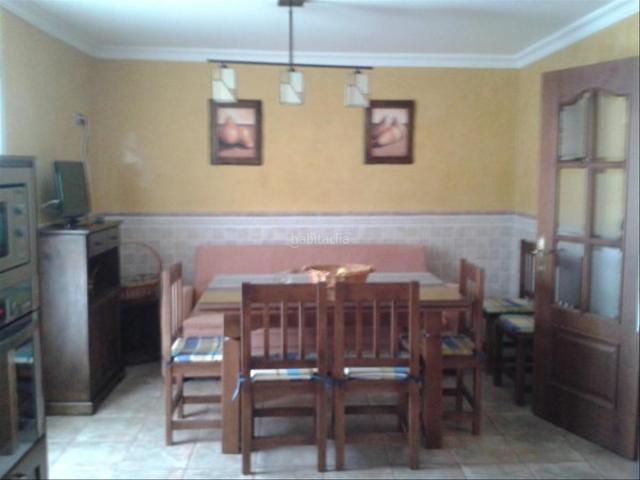 Villa en venta en Benamocarra