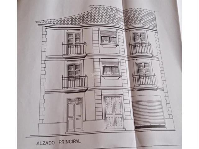 Casa en venta en Benamocarra