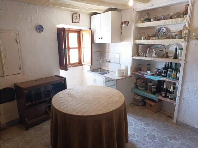 Casa en venta en l'Alt Maestrat, Valencia