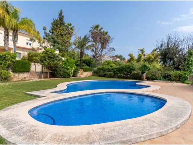 Casa en venta en Beniarbeig