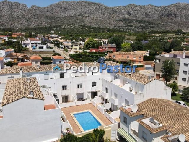 Casa en venta en Beniarbeig