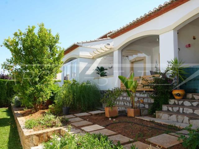 Casa en venta en Beniarbeig
