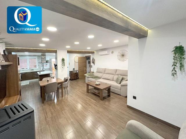 Casa en venta en Beniarrés