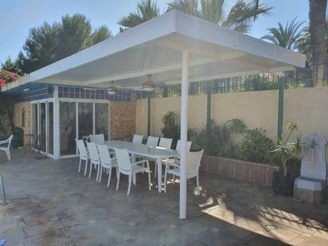 Casa en venta en Urbanització Coblanca, la Marina Baixa