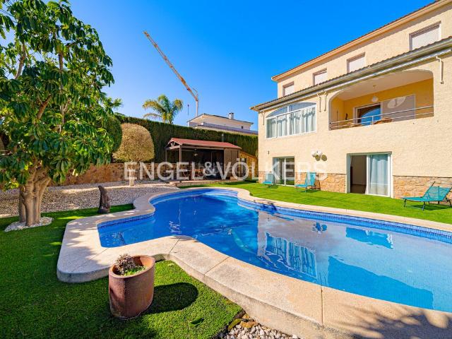 Casa en venta en la Marina Baixa, Valencia