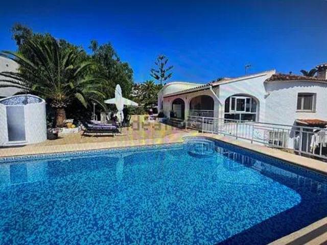 Casa en venta en Benissa, Alacant / Alicante