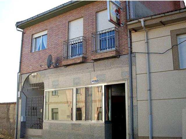 Casa en venta en Bercianos Del Páramo, Castilla y León