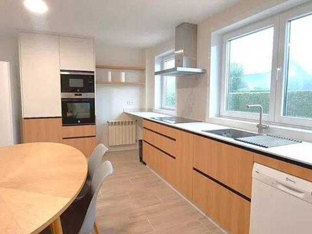 Casa en venta en Bergondo, A Coruña
