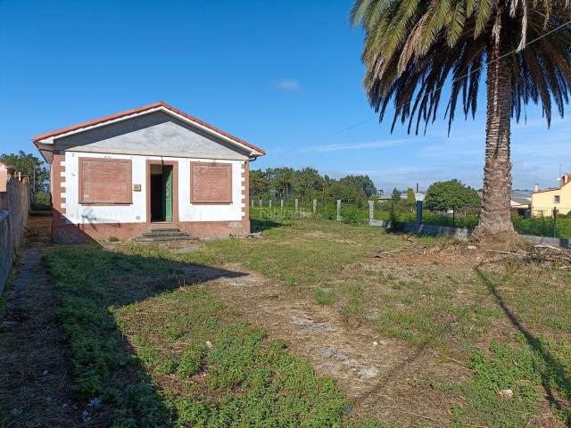 Casa en venta en Bergondo, A Coruña