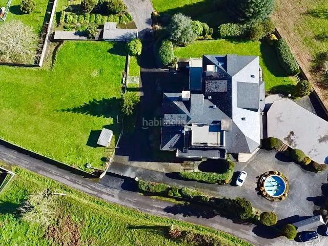 Casa en venta en Bergondo, A Coruña